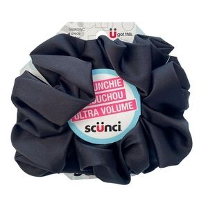 NWT Scunci Oversized Black Ultra-Volume Scrunchie
